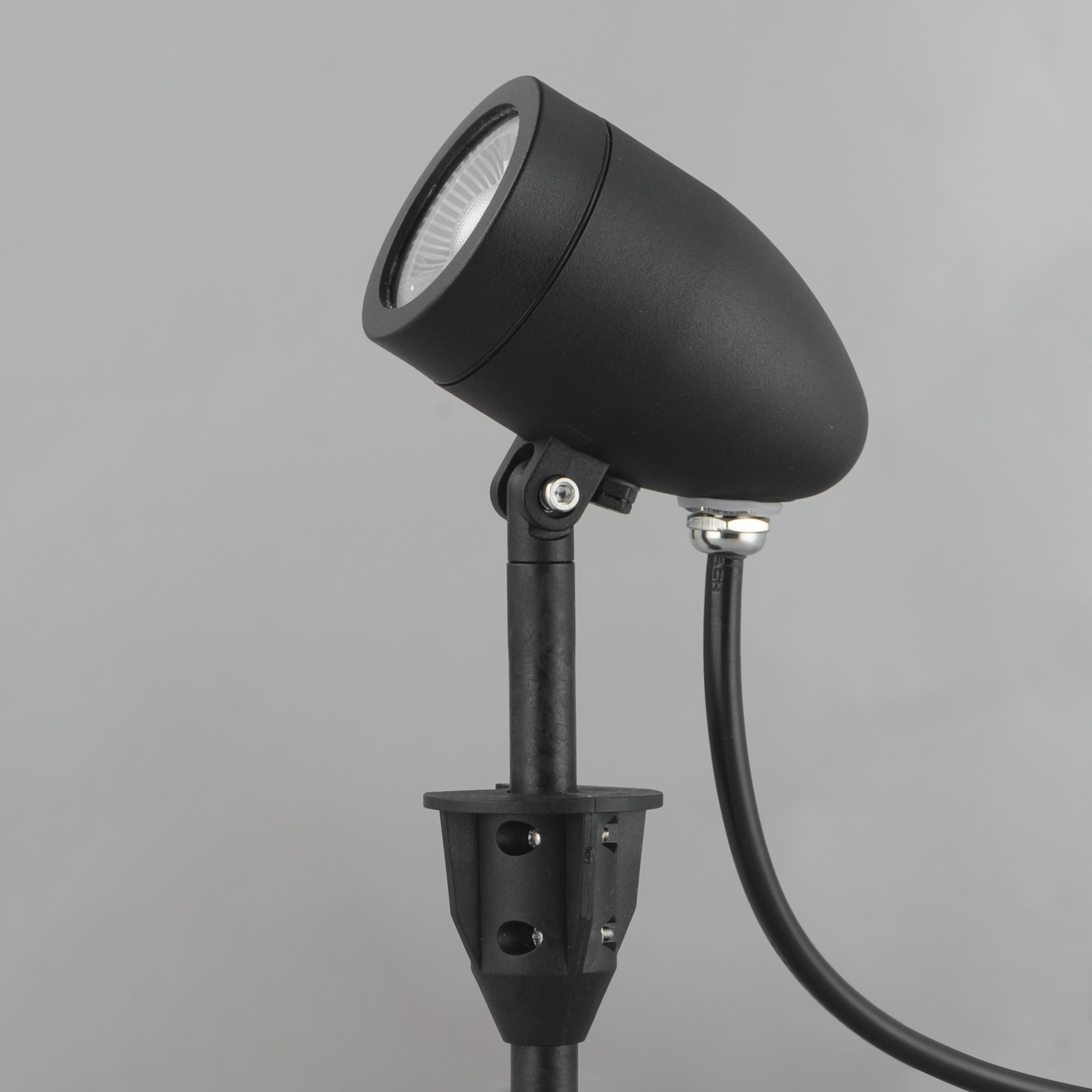 Alumilux Landscape-Outdoor Pathway Light by ET2