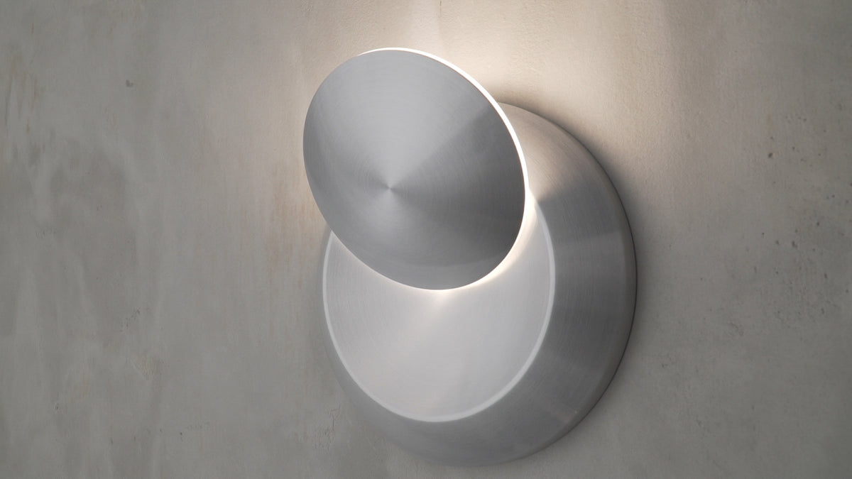 Alumilux Fulcrum-Outdoor Wall Mount by ET2