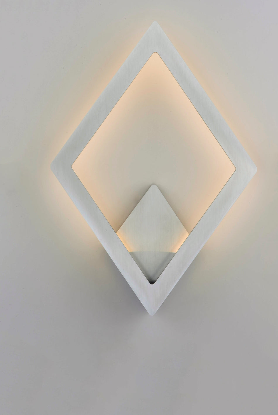 Alumilux Rhombus-Outdoor Wall Mount by ET2