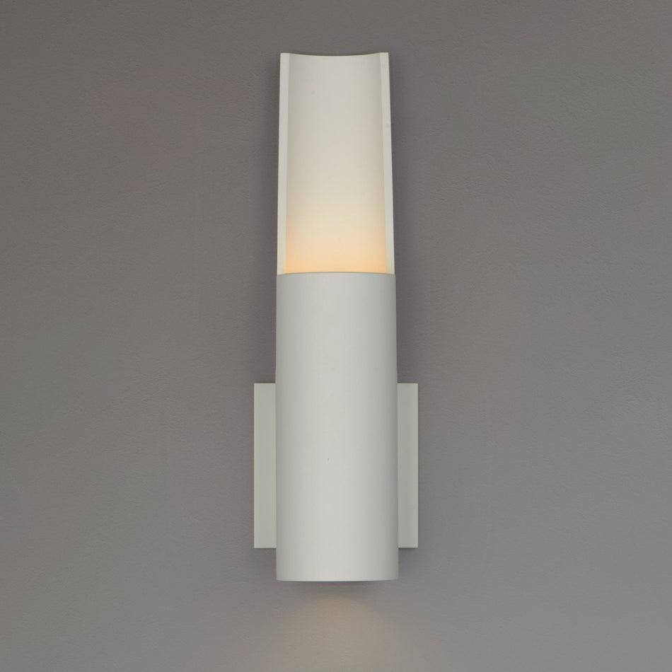 Alumilux Runway-Outdoor Wall Mount by ET2