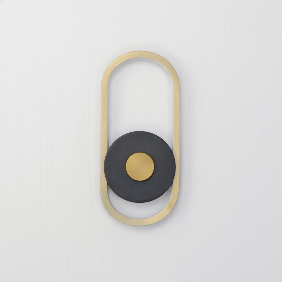 Gravity-Outdoor Wall Mount by ET2