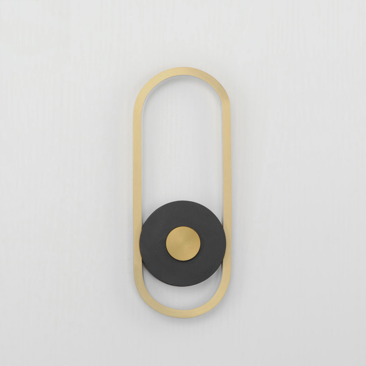 Gravity-Outdoor Wall Mount by ET2