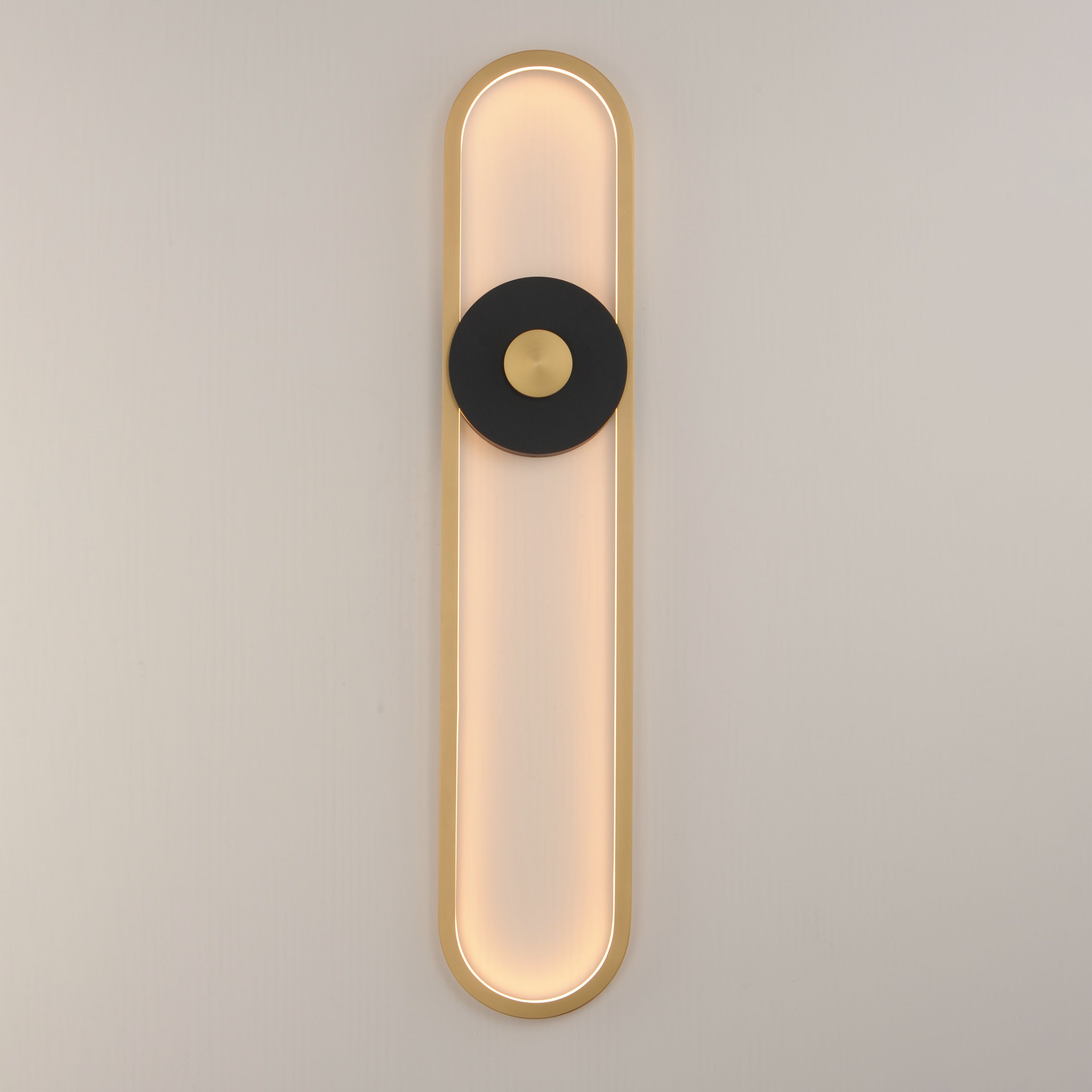 Gravity-Outdoor Wall Mount by ET2