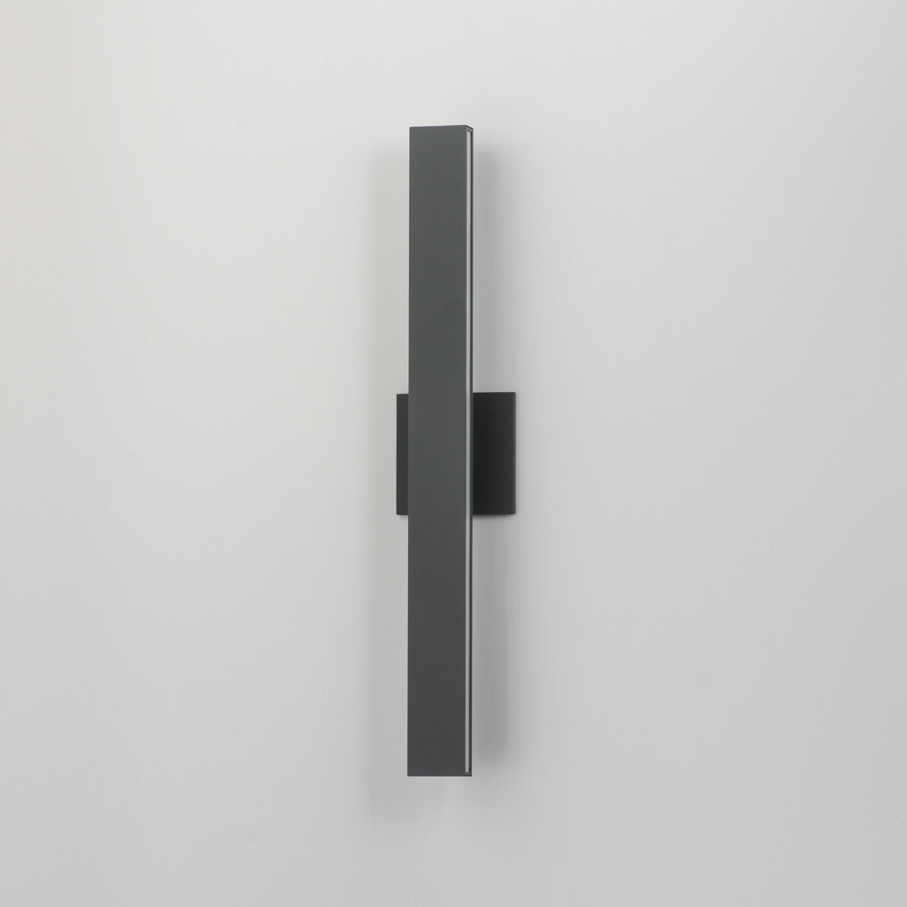 Alumilux Sideline-Outdoor Wall Mount by ET2