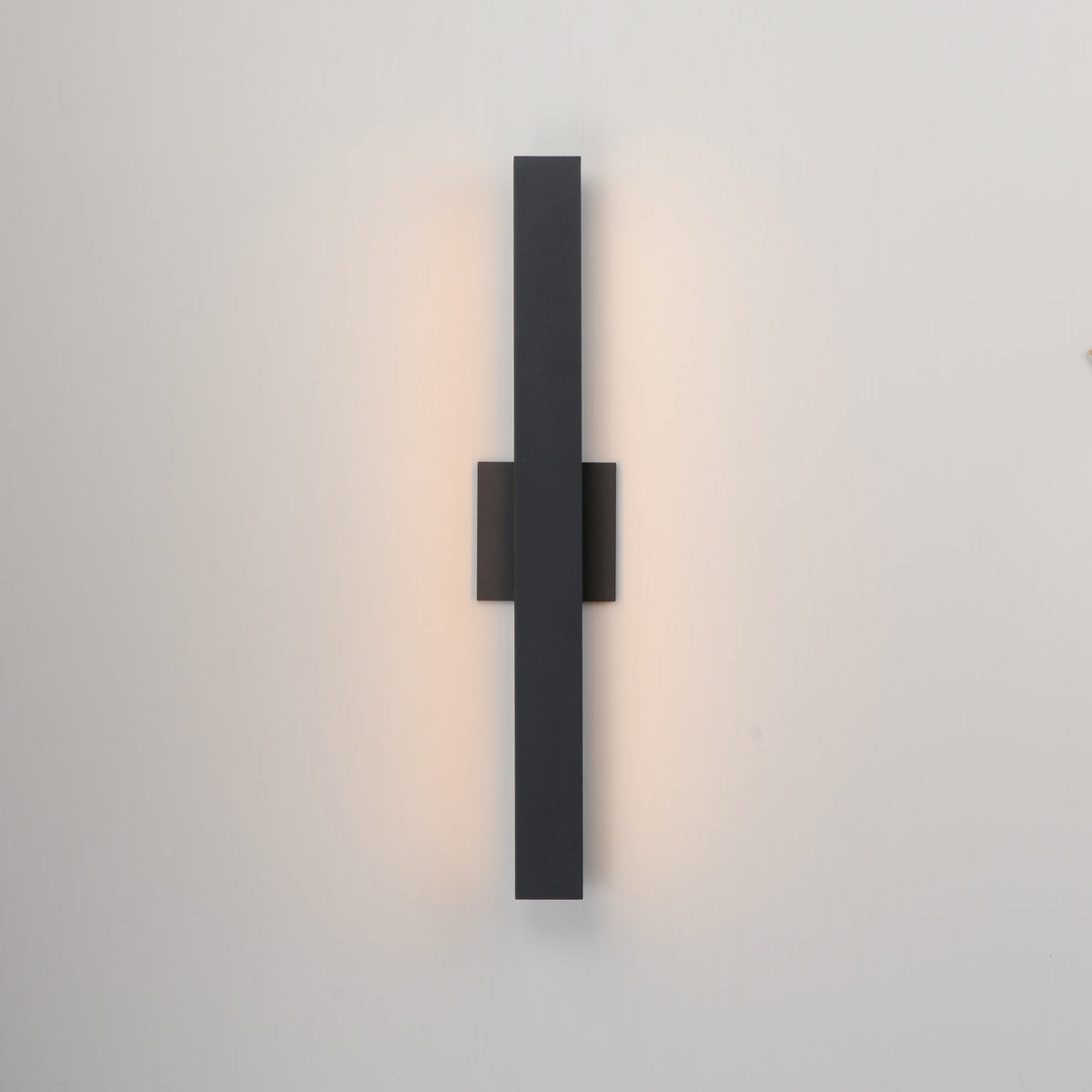 Alumilux Sideline-Outdoor Wall Mount by ET2