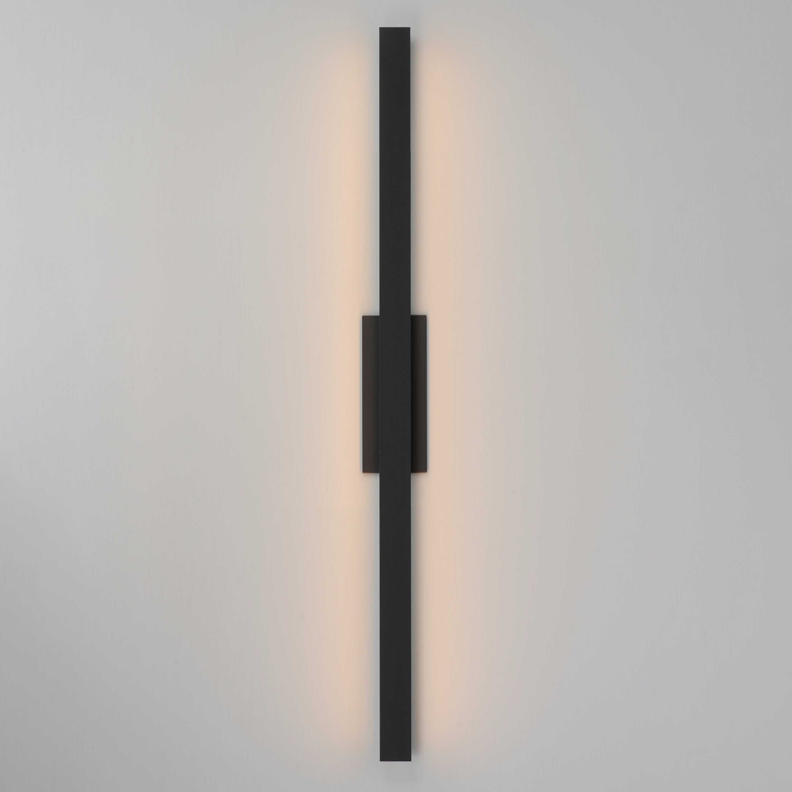 Alumilux Sideline-Outdoor Wall Mount by ET2