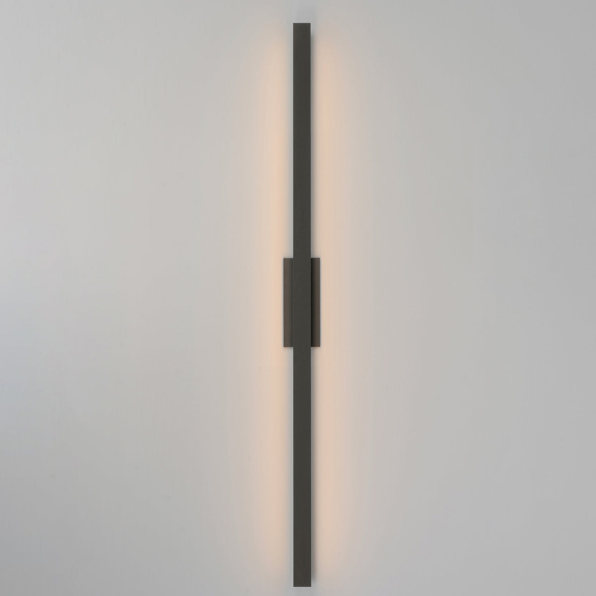 Alumilux Sideline-Outdoor Wall Mount by ET2