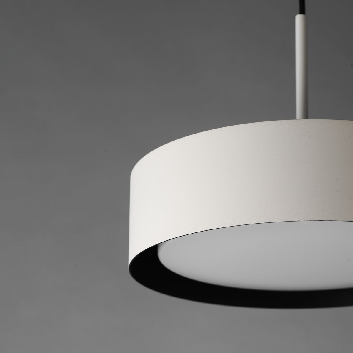 Echo-Single Pendant by ET2