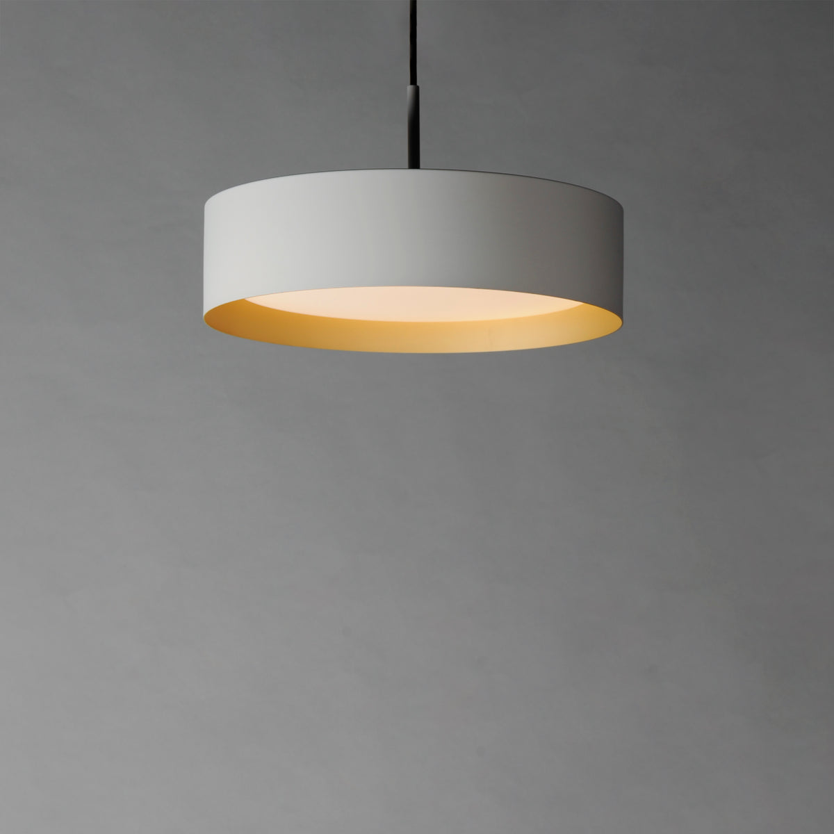 Echo-Single Pendant by ET2