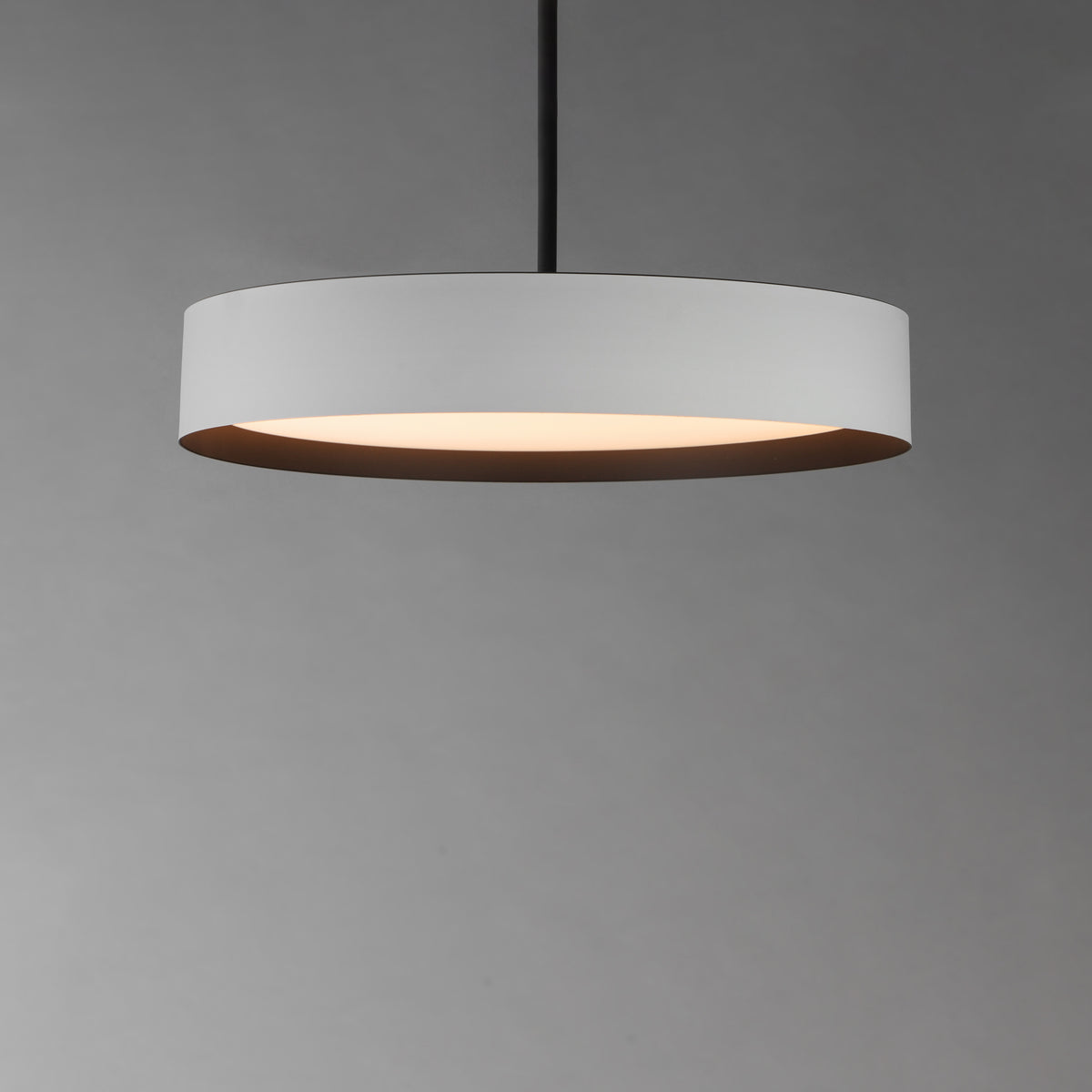 Echo-Single Pendant by ET2
