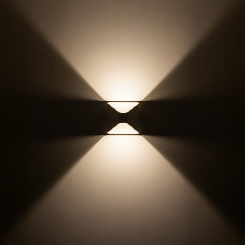 Ellis 6-in White LED Exterior Wall Sconce by KUZCO