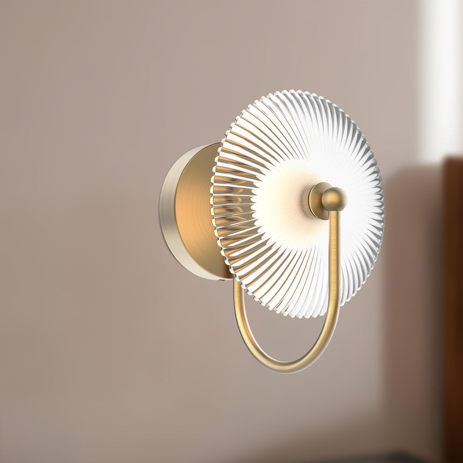 Hera 9-in Brushed Gold/Clear Ribbed Glass LED Wall/Vanity by ALORA MOOD