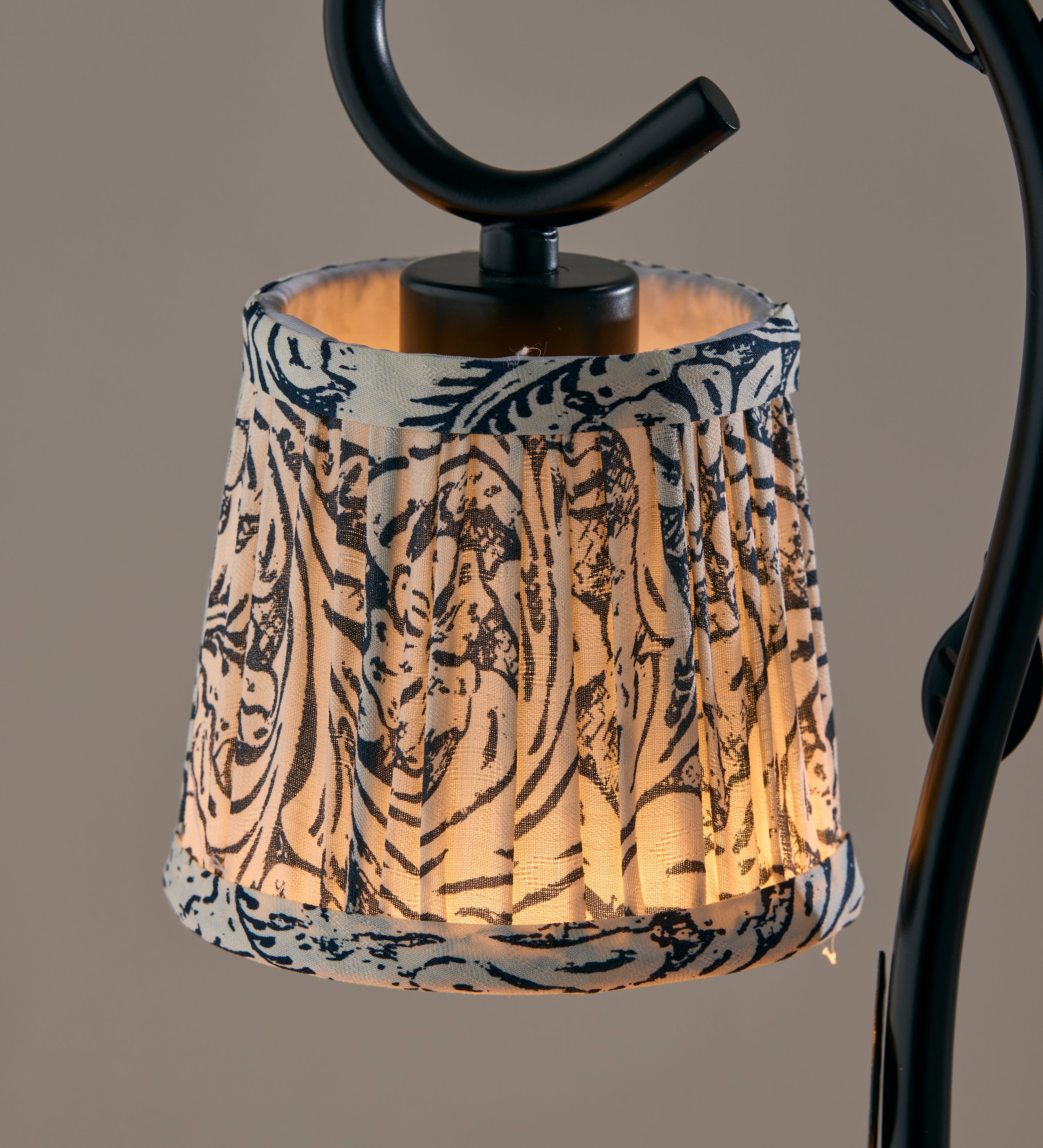 Ivy Candlewarmer Lamp