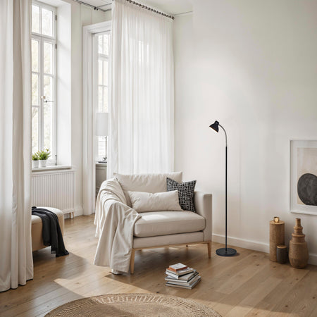 Slender LED Floor Lamp