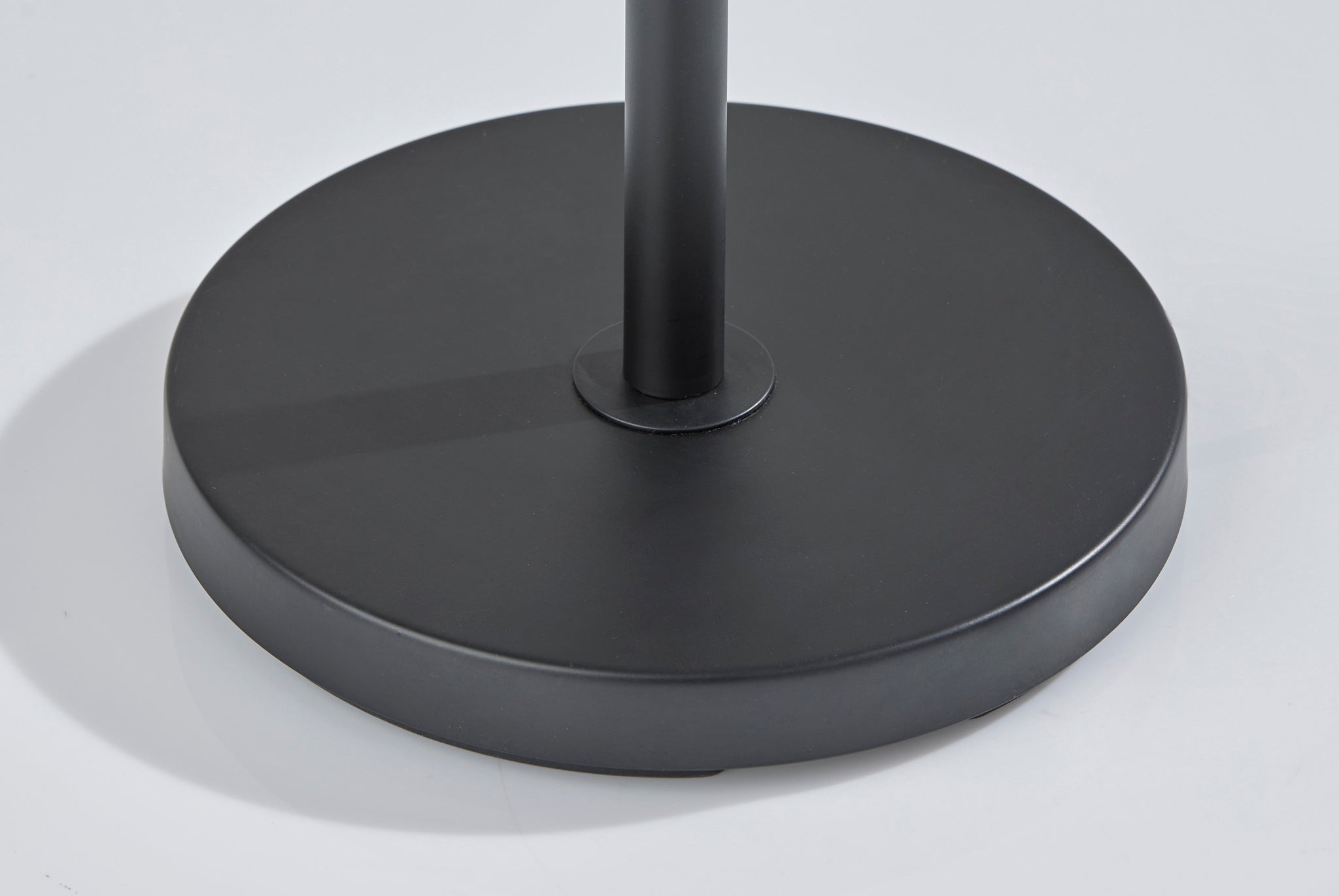 Jeremy Floor Lamp- Black