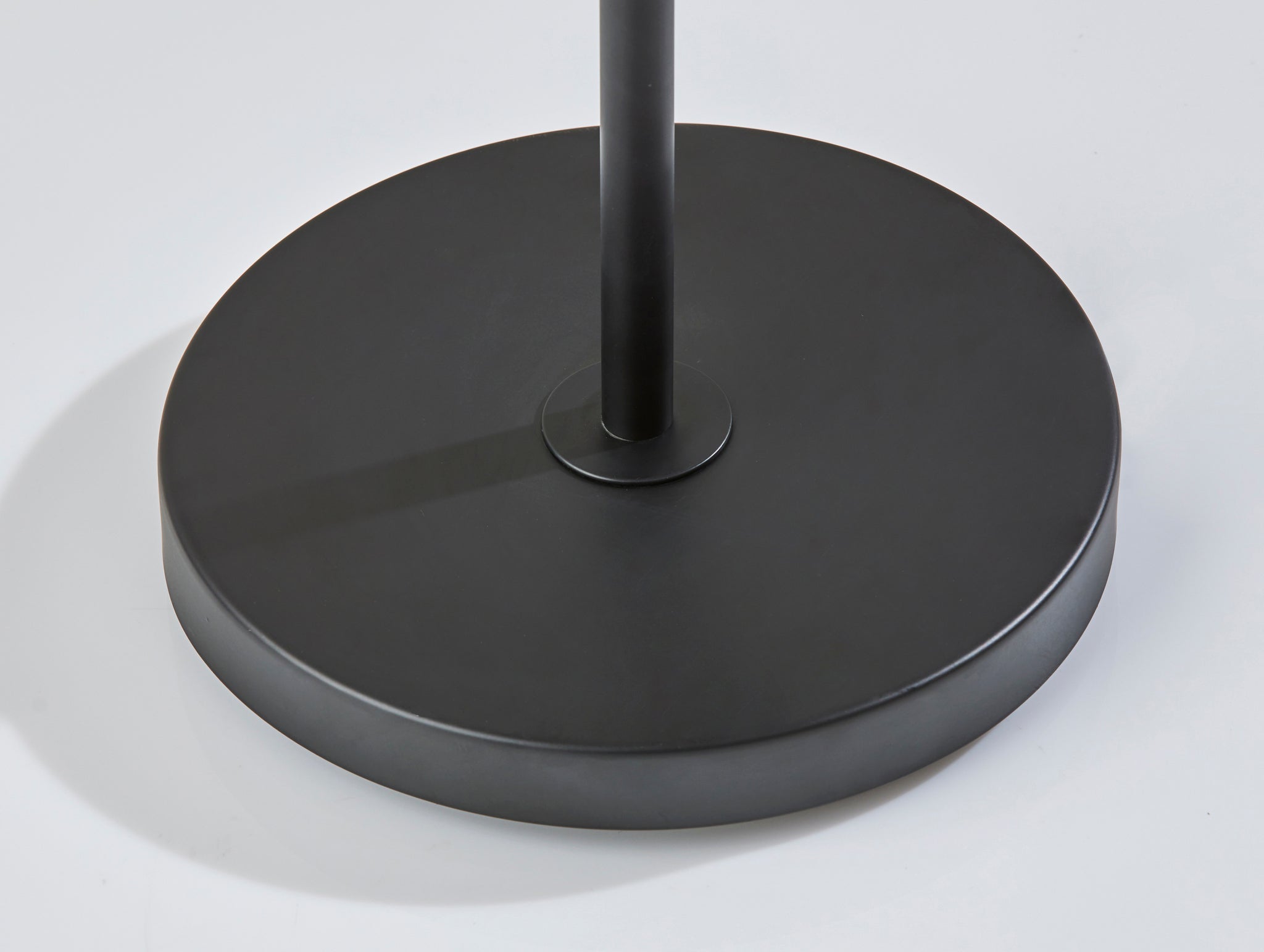 Milo Floor Lamp- Black