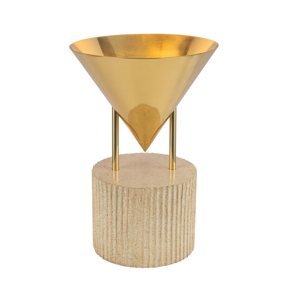 Versus 15-in Brass Table Lamp