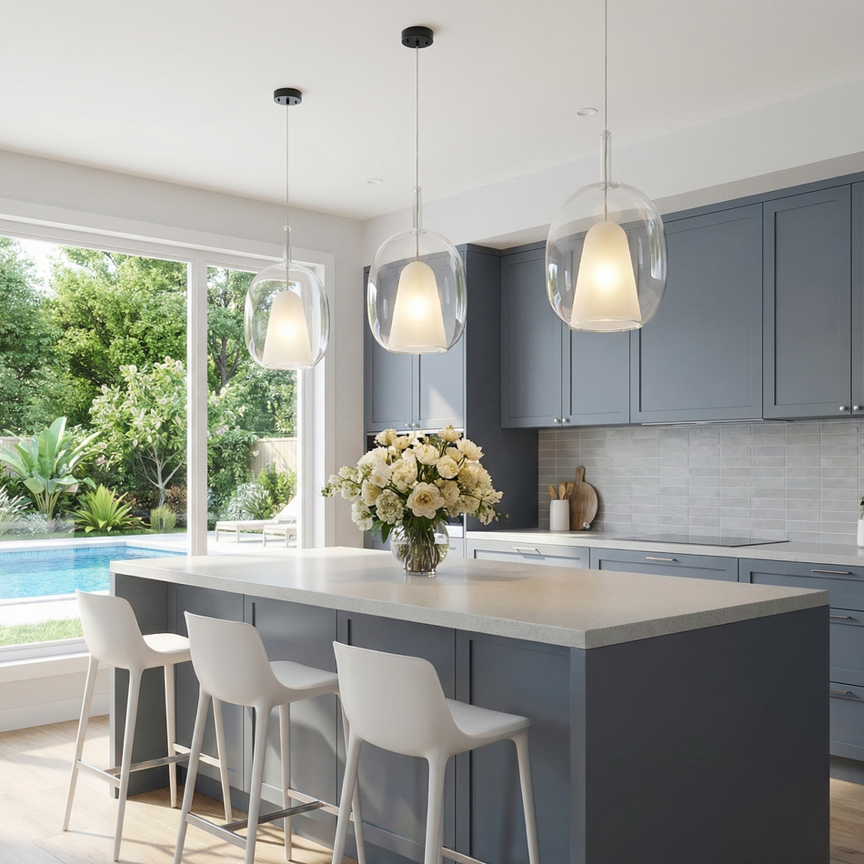 DUSK PENDANT CLEAR GLASS